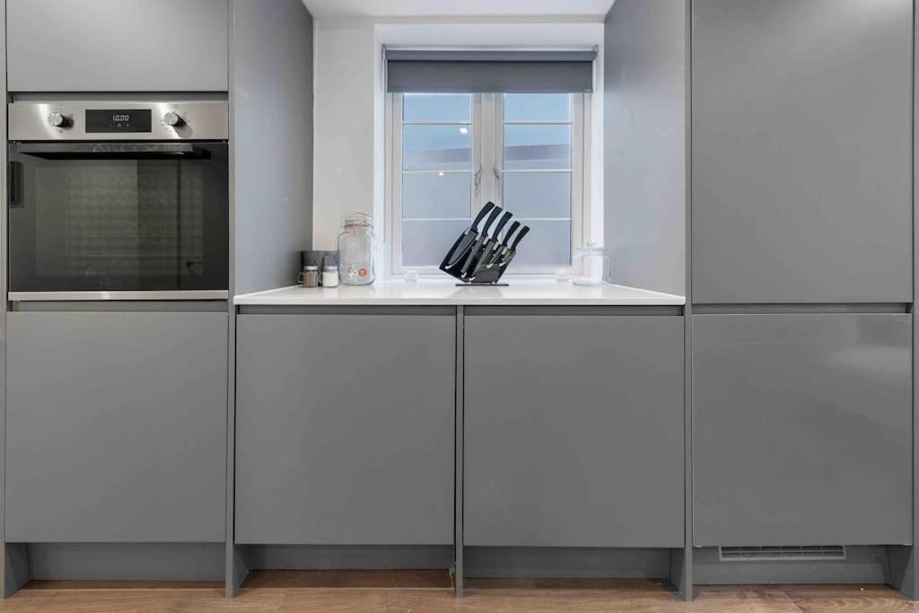 Holiday Home Sleep 8 Central London 9Elms Экстерьер фото